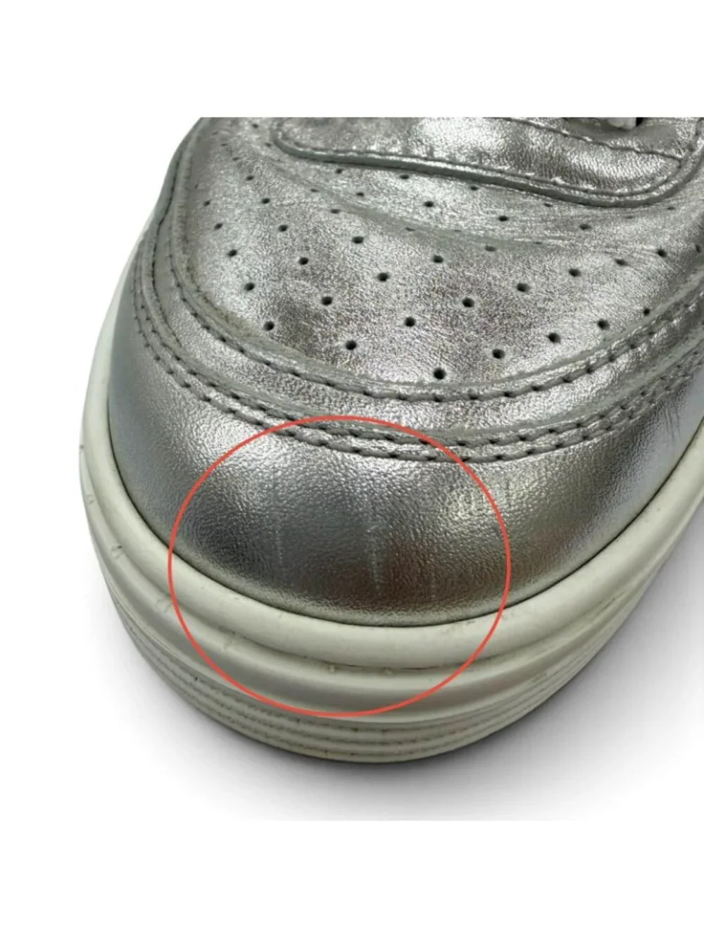 Chanel CC Logo Lace-up Leather Low Top Sneakers Silver